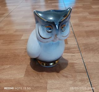 Figura búho porcelana