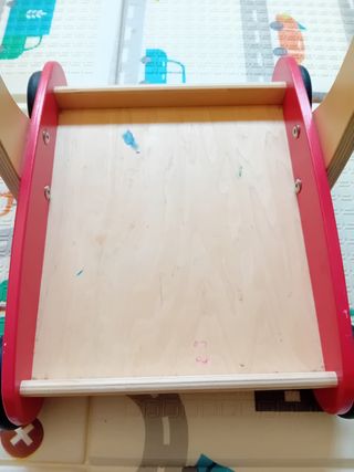 Carrito andador madera rojo