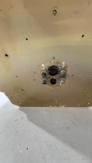 Antena KVH TracVision GPS en buen estado