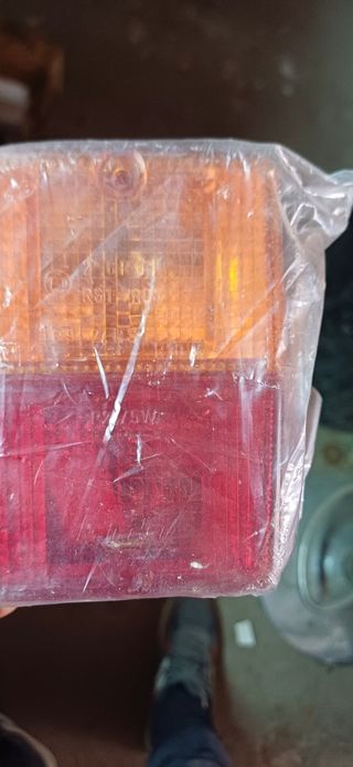 Luz trasera Camión Tulipa Rinder 128111