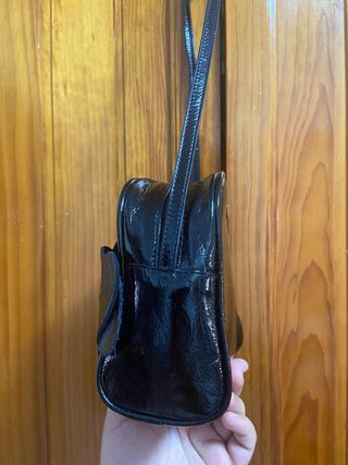 Bolso negro flores - piel