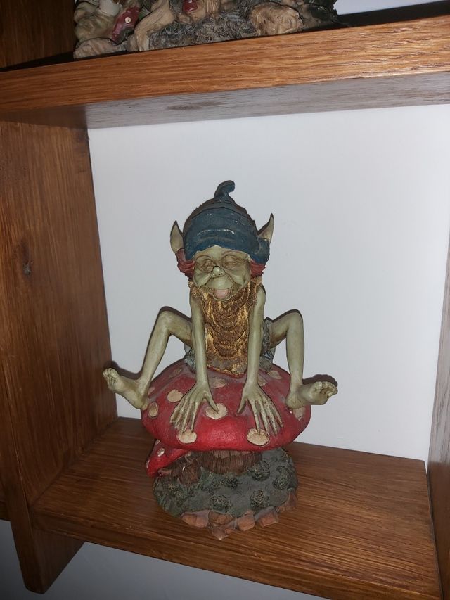 2 gnomos de jardín decorativos