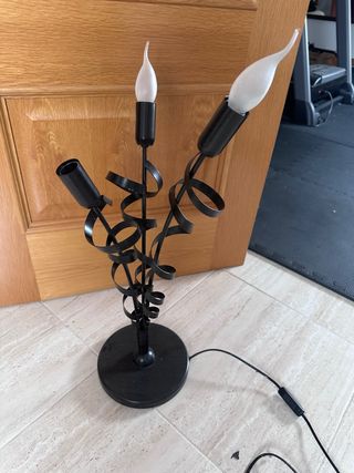 Lámpara mesa 3 brazos metal negro