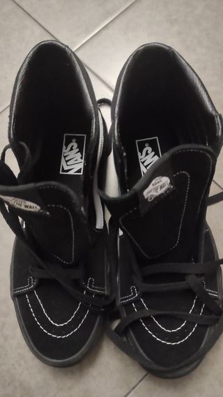 Vans negras talla 39 
UNISEX
