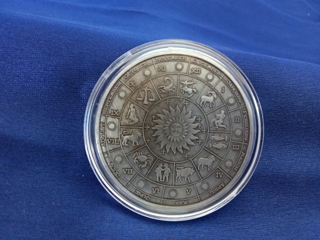 Moneda conmemorativa nueva del Zodíaco