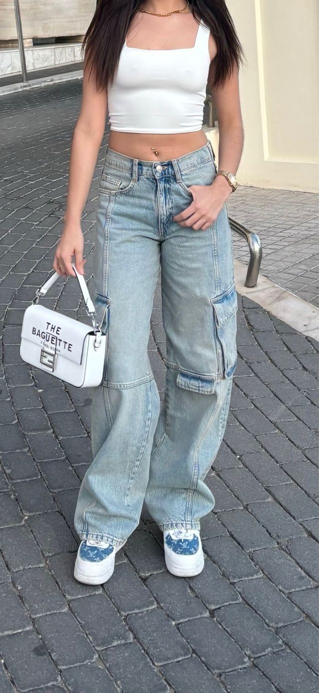 Pantalones cargo Zara - tiro alto.