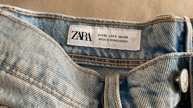 Pantalones cargo Zara - tiro alto.