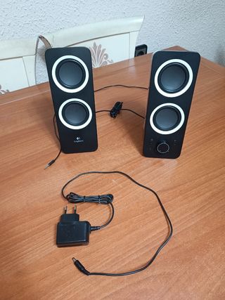 Altavoces Logitech Z200 Negros
