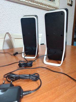 Altavoces Logitech Z200 Negros