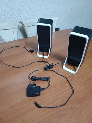 Altavoces Logitech Z200 Negros