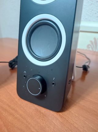 Altavoces Logitech Z200 Negros