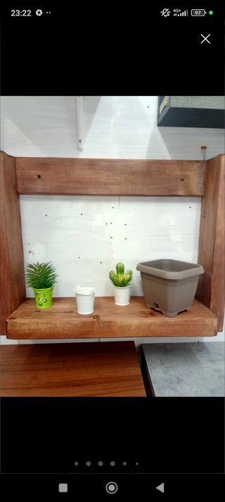 Mensola portavasi in legno