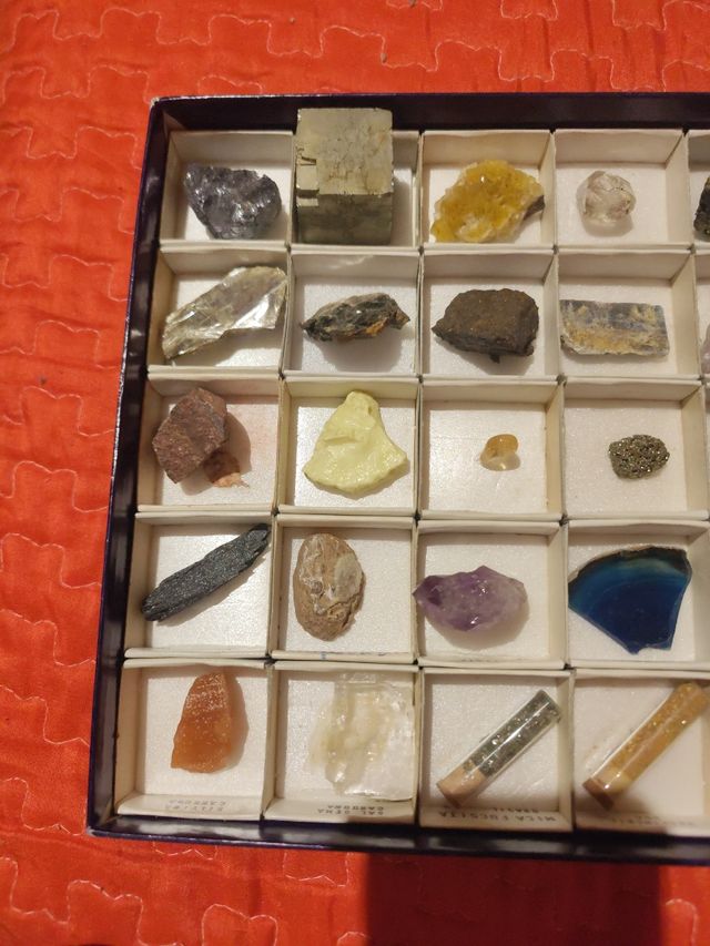 Colección minerales antiguos (30 piezas)