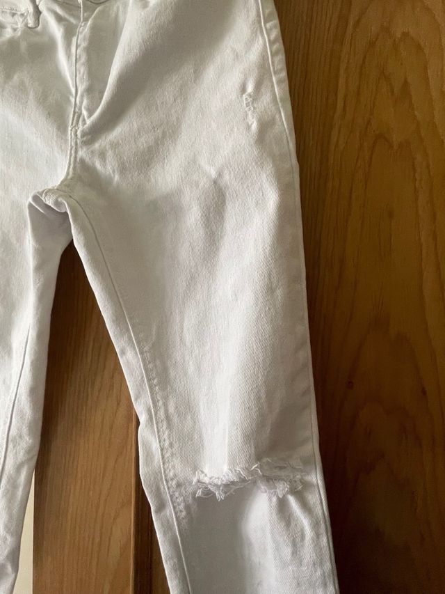 Jeans blancos Stradivarius -talla 38