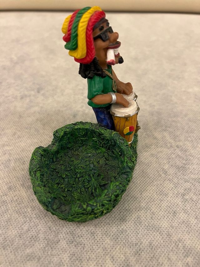 Posacenere Bob Marley Rastafari in resina