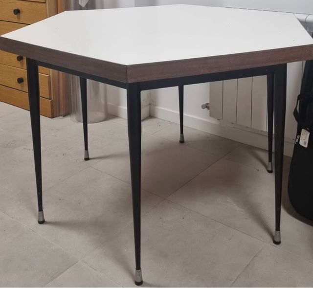 Mesa hexagonal vintage