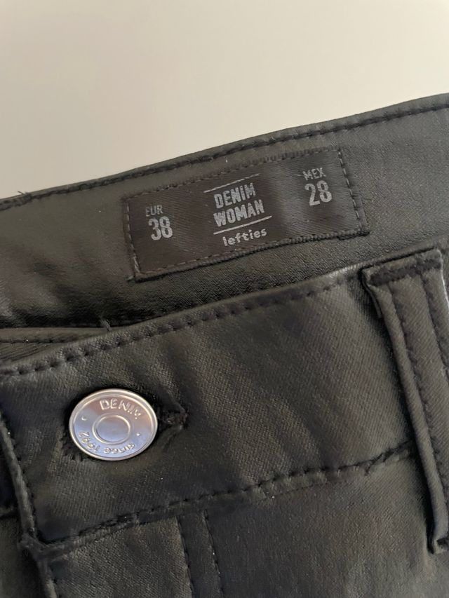 Pantalones cuero Lefties - Talla 38