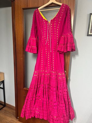 Traje flamenco rosa