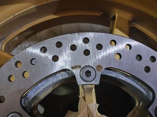 Llantas doradas  honda CB1300