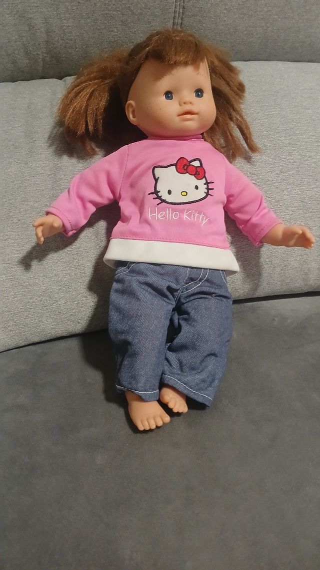 Muñeca Hello Kitty bebé Smoby
