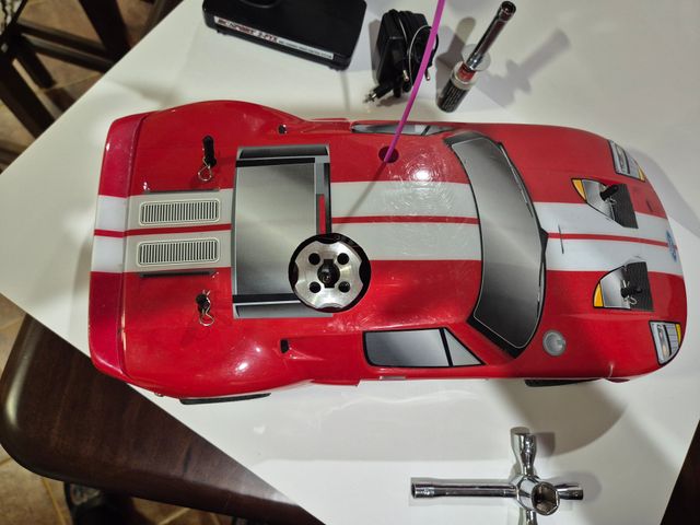 Ford GT40 RC Nitro 1/10