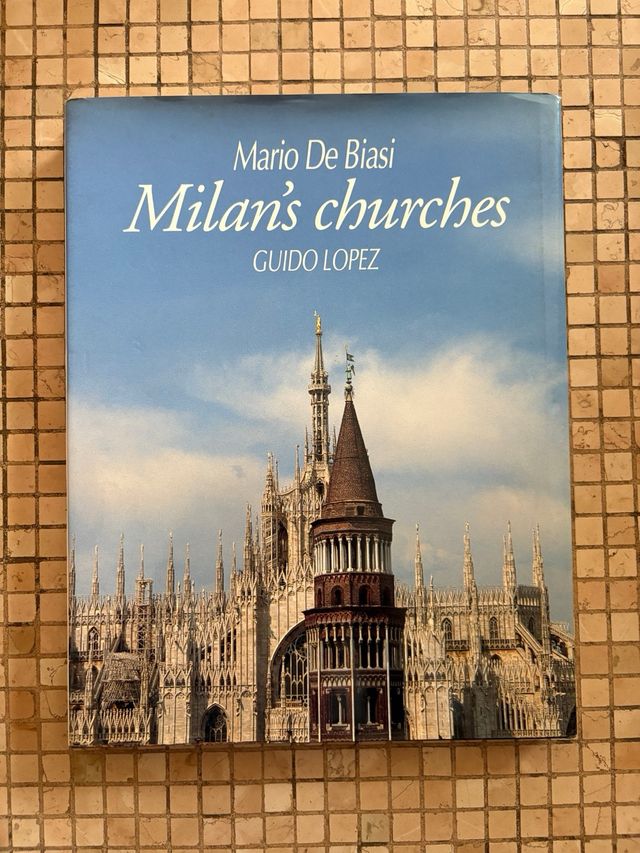 Libro chiese di Milano