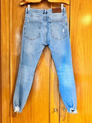 Pantalón vaquero jeans carrot 