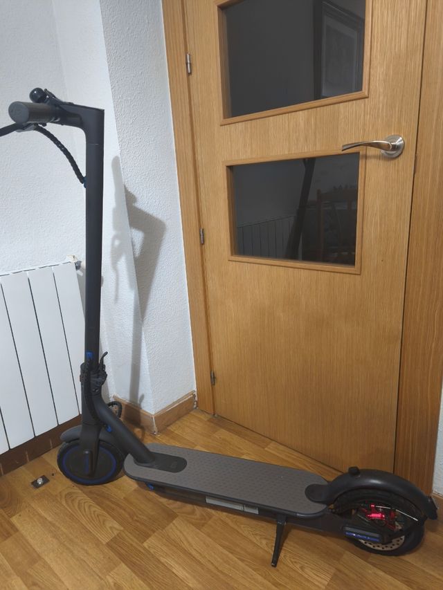 Patinete Eléctrico Xiaomi Mi Electric Scooter Pro