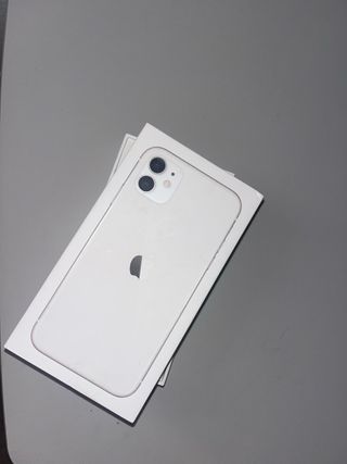 iPhone 11 Blanco - Caja