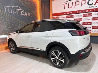 Peugeot 3008 PureTech 130 Allure EAT8 96 kW (130 CV)