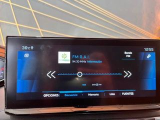 Peugeot 3008 PureTech 130 Allure EAT8 96 kW (130 CV)