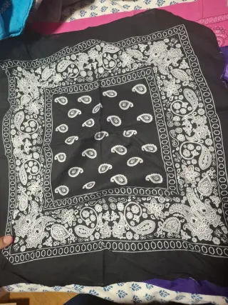 4 Bandanas - Colores Variados