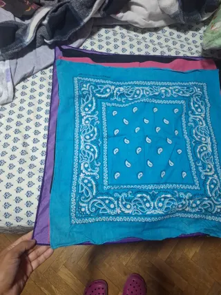 4 Bandanas - Colores Variados