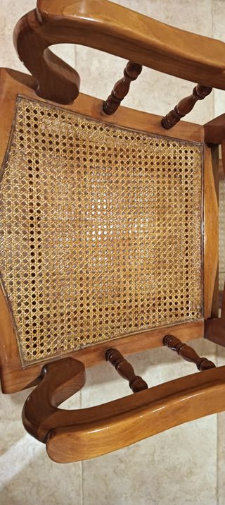 Sillón Balancin mecedora Mimbre nogal claro