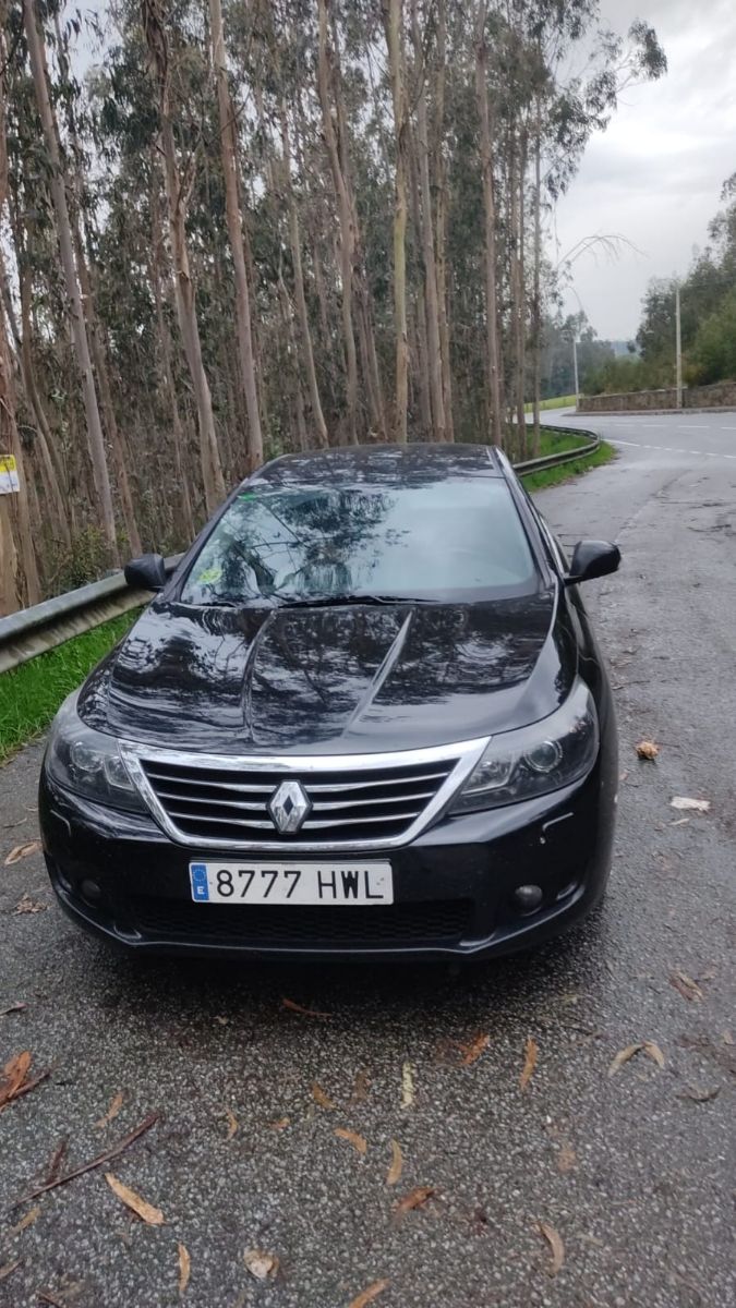 Renault Latitude 2014 - foto 1