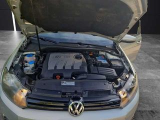 Volkswagen Golf Advance 1.6 TDI DPF 77 kW (105 CV)