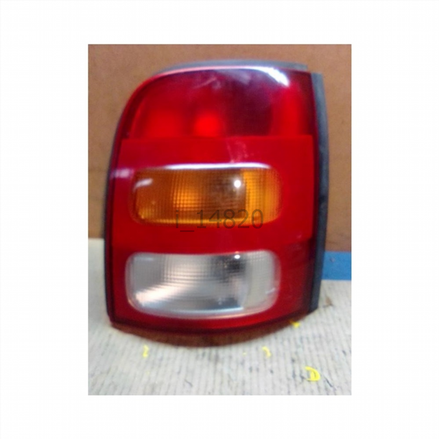 Piloto trasero derecho Nissan Micra (K11)