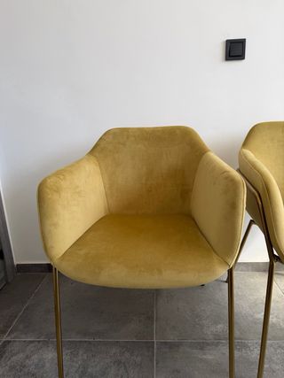 Silla Neus Maisons du Monde dorada nueva