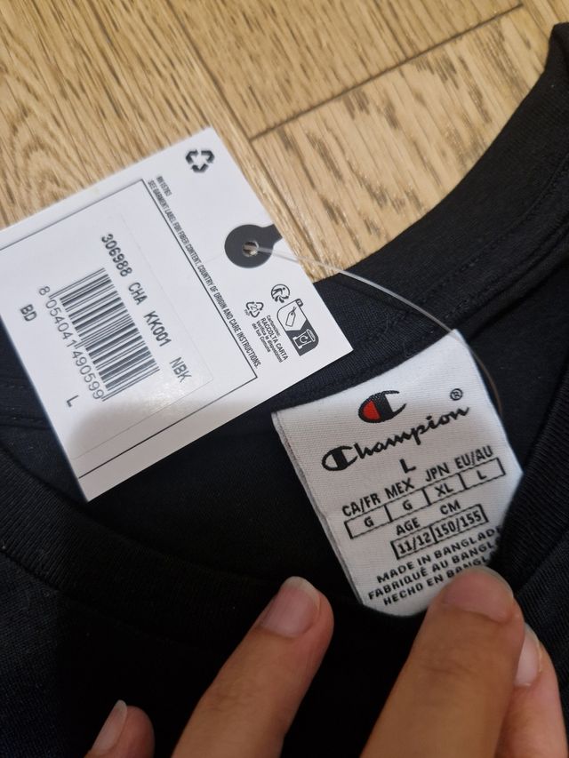 T-shirt Champion nera e lilla taglia L 11/12 anni