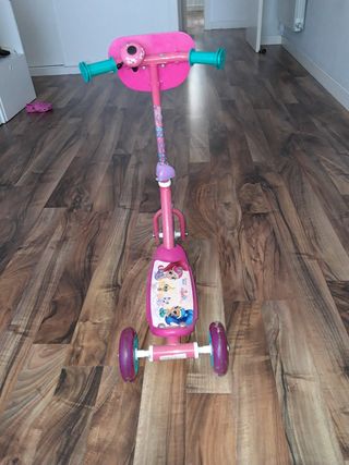 Patinete infantil Shimmer y Shine