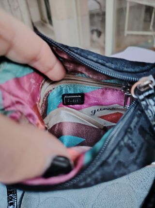 Borsa a tracolla Guess vintage nera