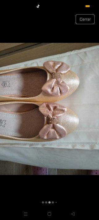 Zapatos niña tacón dorado N 34