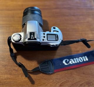 Canon EOS500 + Objetivo Tokina Macro