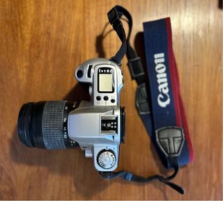 Canon EOS500 + Objetivo Tokina Macro