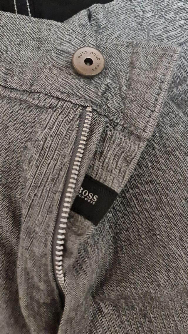 Pantalones chinos Hugo Boss gris hombre talla W33