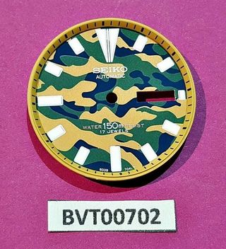 SEIKO CAMOUFLAGE MILITARY DIAL W/ MINUTE TRACK