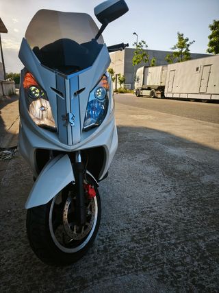 MaxiScooter Peugeot SatelisCompressor WhiteSat20CV