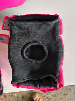 Casco y rodilleras niña