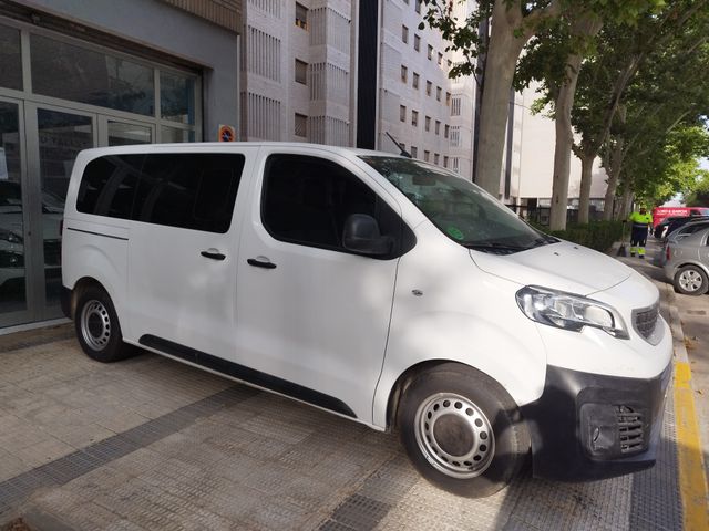 Peugeot Expert 9 PLAZAS 1 SOLO DUEÑO IVA INCLUIDO
