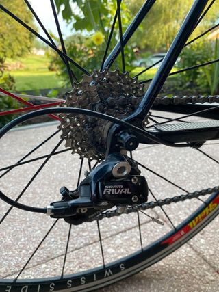 Pongo a la venta mi bicicleta Cervélo R3 equipada